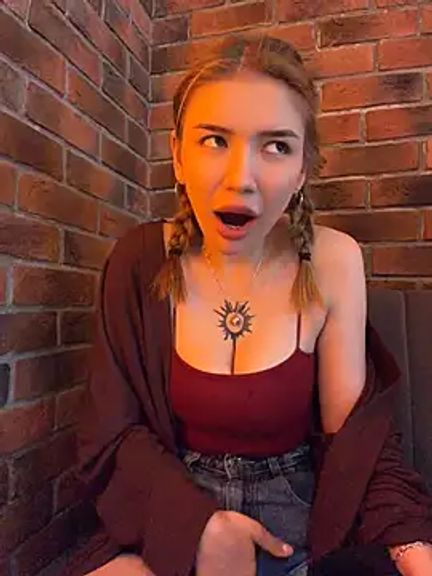 FlashTitsRoyal