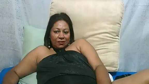 IndianSexyMilf69
