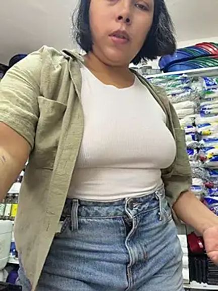 ISABELLA__LUNA
