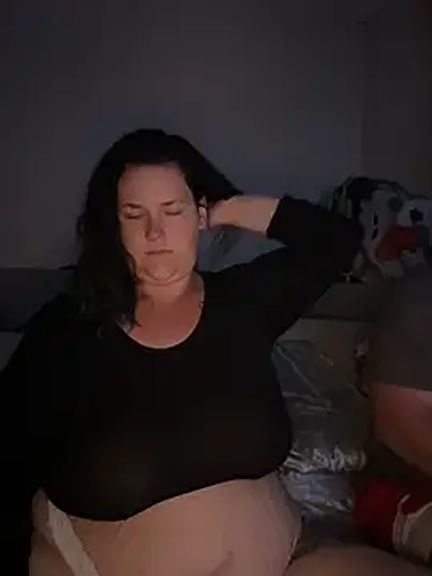 CurvyScarlett69