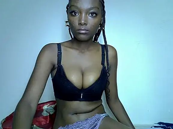 Tasha_Arianah