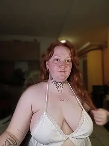 CURVYSAKURA