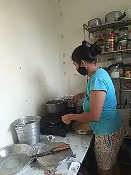 sakshi_moni