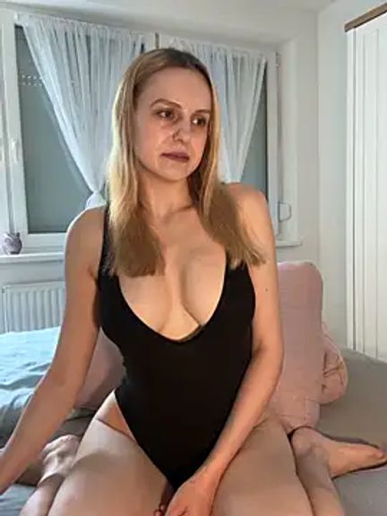 Cutie_Lauren