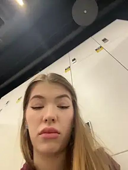 Dreamy_Mia