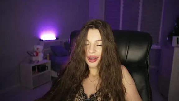 AlinaTease1