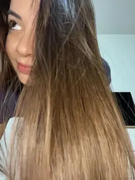 EllyBigTits