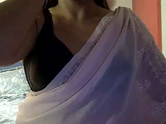 sexy_shanaya_
