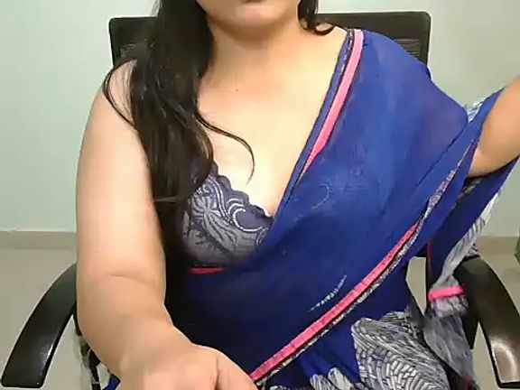 sexy_shanaya_