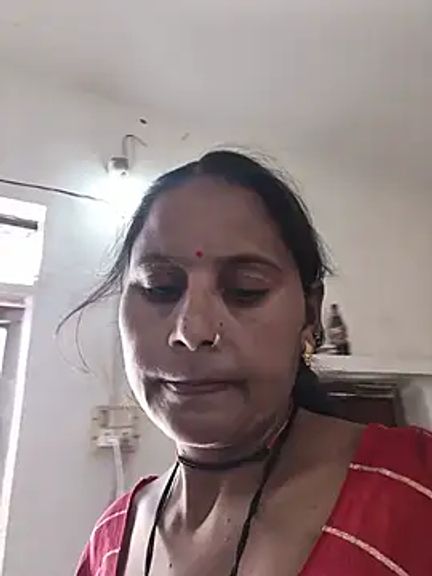 Karishna_hot