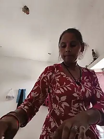 Karishna_hot