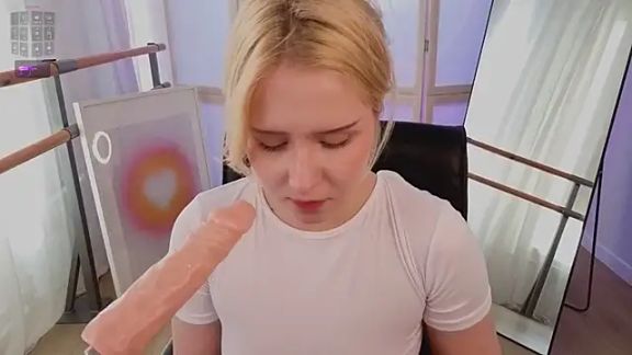 BlondeCrush__