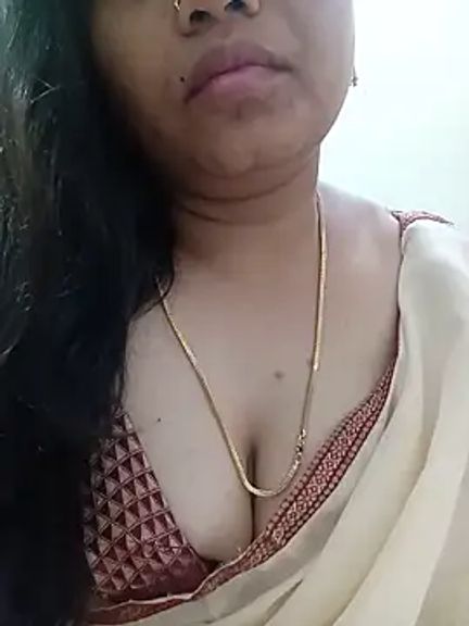 Anushka_tamil_kannada