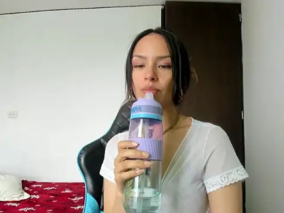 Megan_blue__