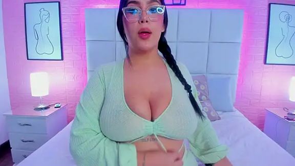 chloe_parker_