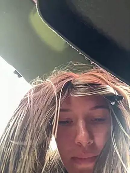 girl-Emily
