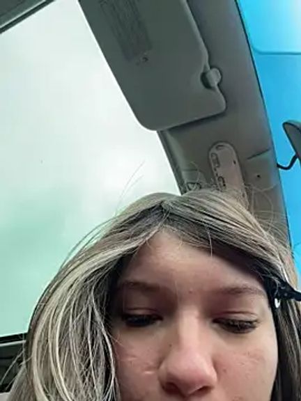girl-Emily