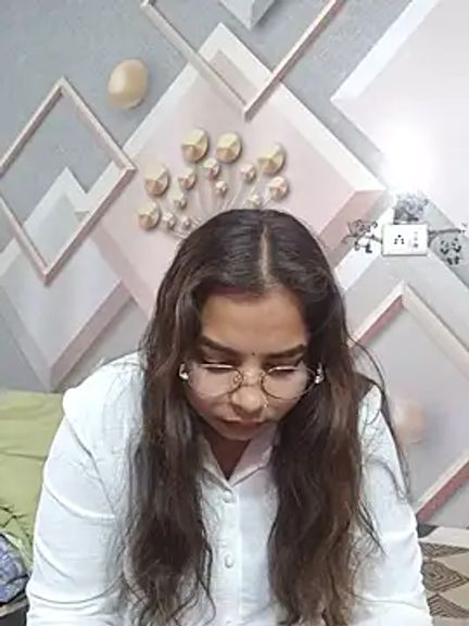 Himani_0122