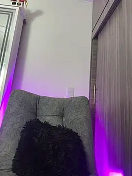 Victoria_Lux_
