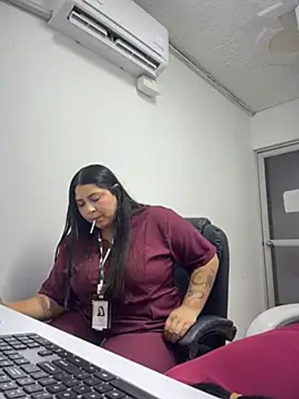 Mia_Alanna