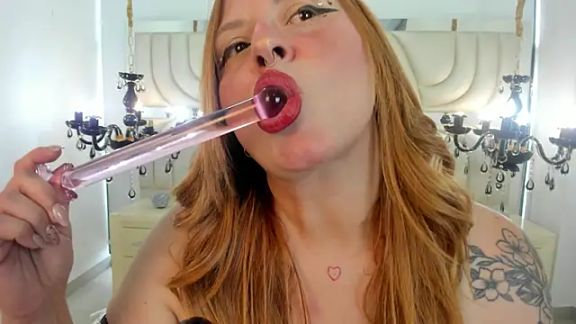 Paulette_roux