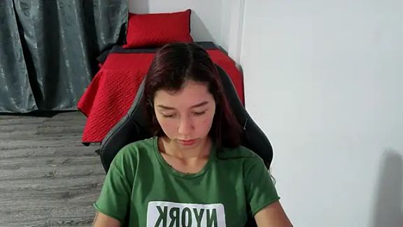 Skinny_queen_20