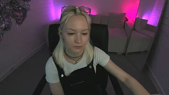 OliviaVale