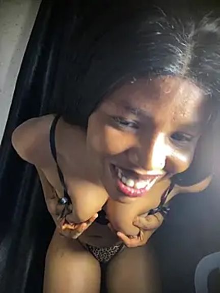 Horny_sexyiris
