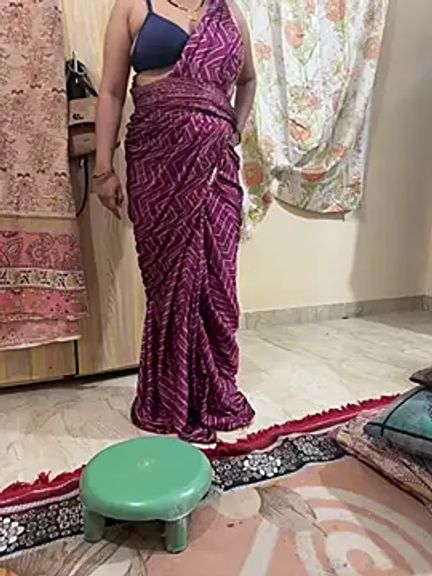 Bold_couple_desi