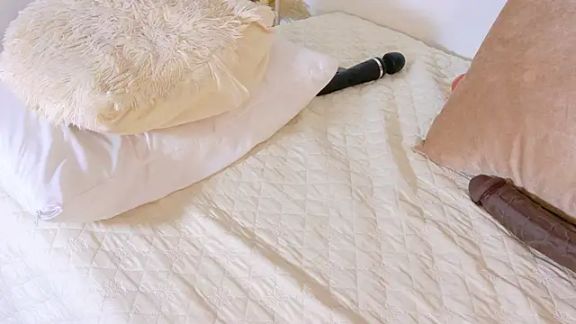 Chloe_adams_1