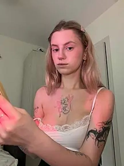 blondiedoll