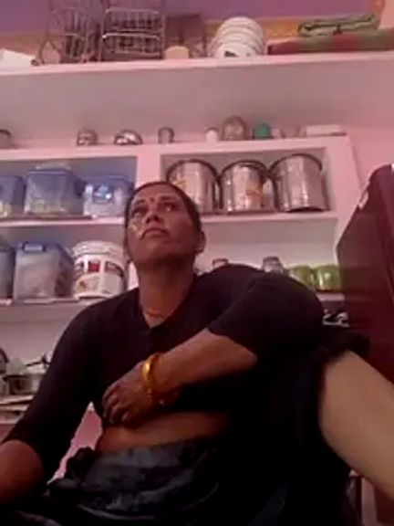 Sanaya_hote