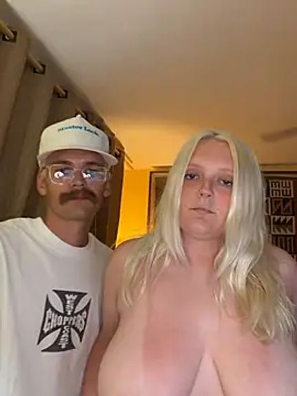 Blondebarbie21