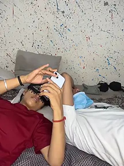 Romantic_couple69