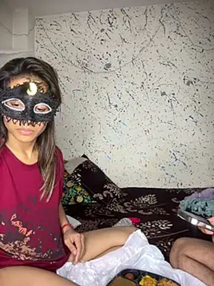 Romantic_couple69