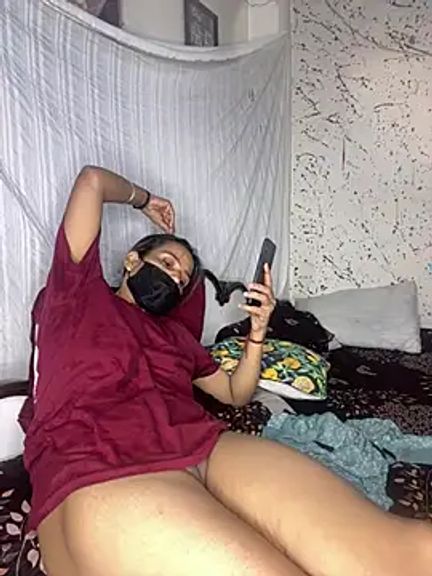 Romantic_couple69