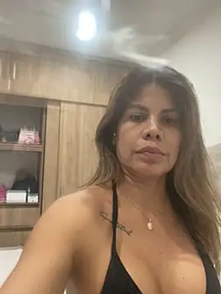 Valen_Milf4u