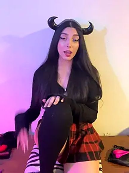 Felicia_smok3
