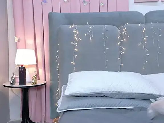 Zahara_Fox2