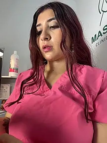 Nahomy_benet