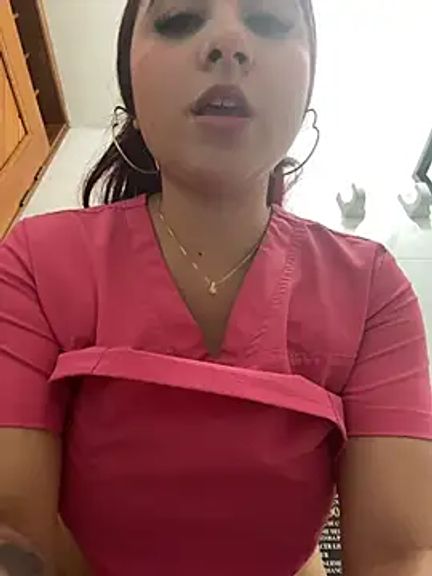 Nahomy_benet