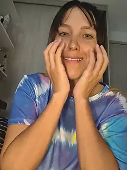 LinaEatCookies