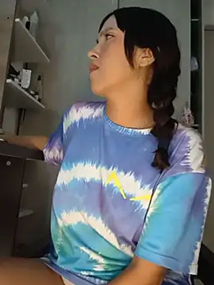 LinaEatCookies