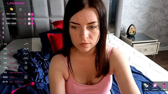 Victoriaa_Mills