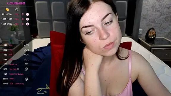 Victoriaa_Mills