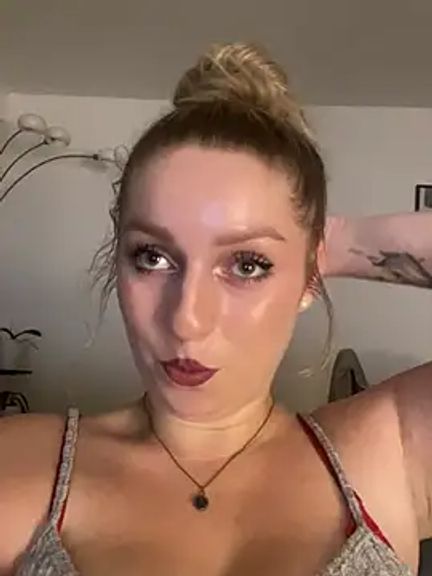KiraBloom66