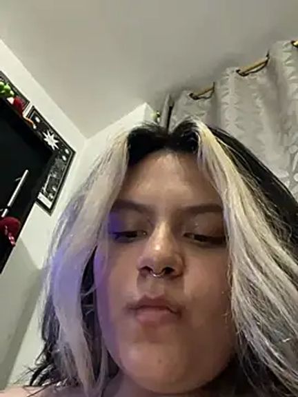 NaylaVelvet