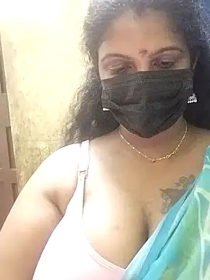 Poojitha-Queen