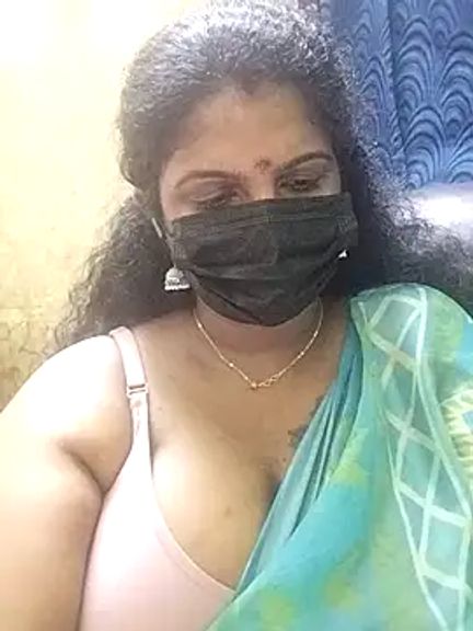 Poojitha-Queen