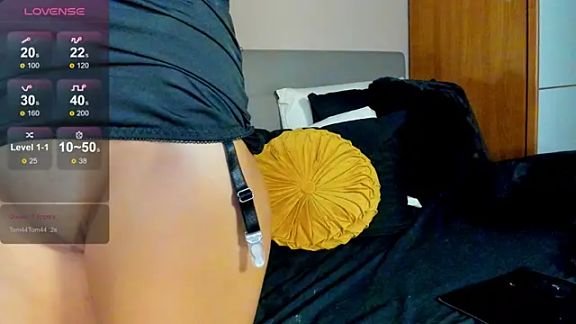 LaraAmosX